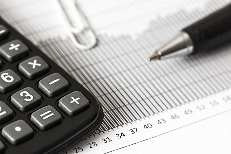 5 Easy Tax Wins, Tax Planning tips For Company Directors Looking To Grow Their Businesses and Save Tax! Friend & Grant Accountants