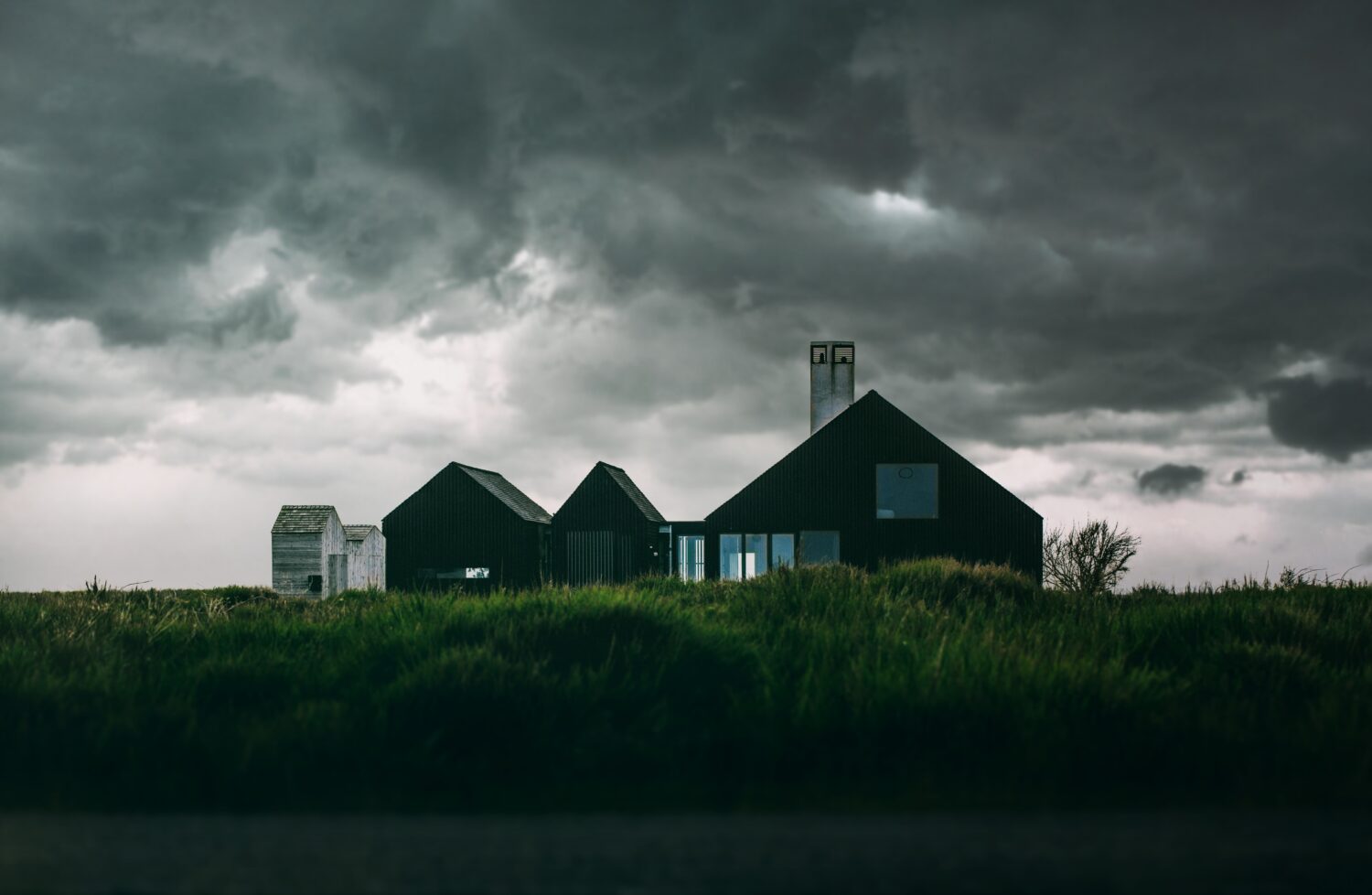 The Haunting Consequences of Dying Without a Will for Your Business Friend & Grant Accountants
